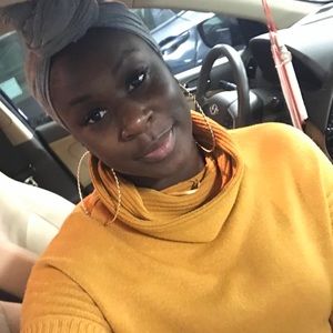 Meet your Posher, Veronica